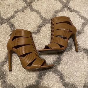Bcbg heels